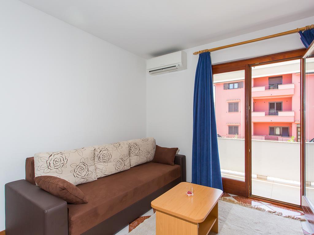 Apartments Ava Poreč Dış mekan fotoğraf