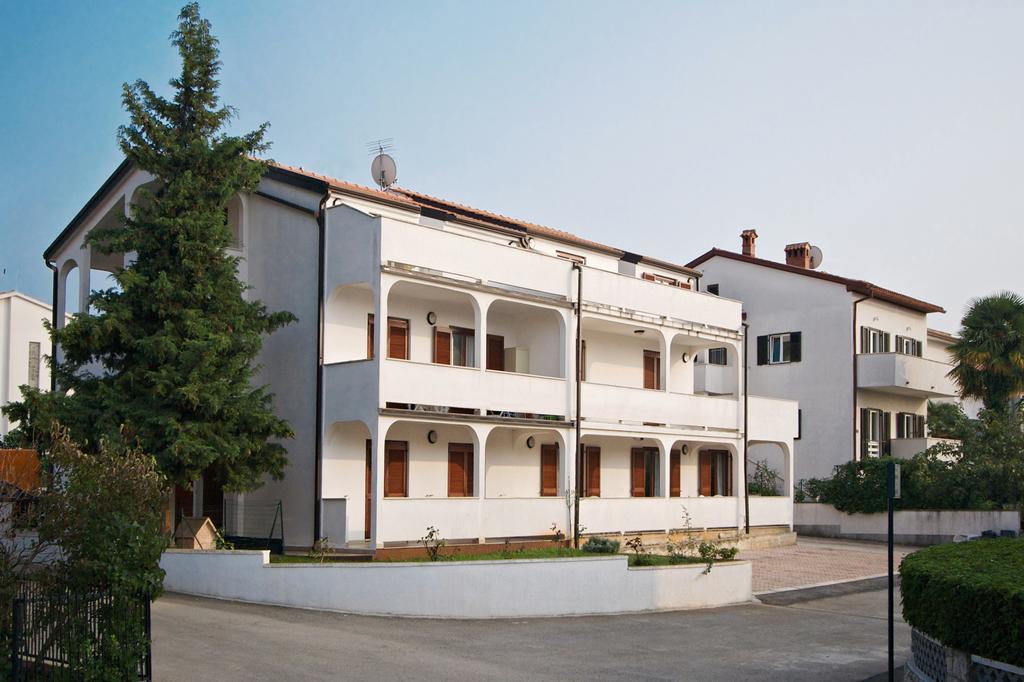 Apartments Ava Poreč Dış mekan fotoğraf